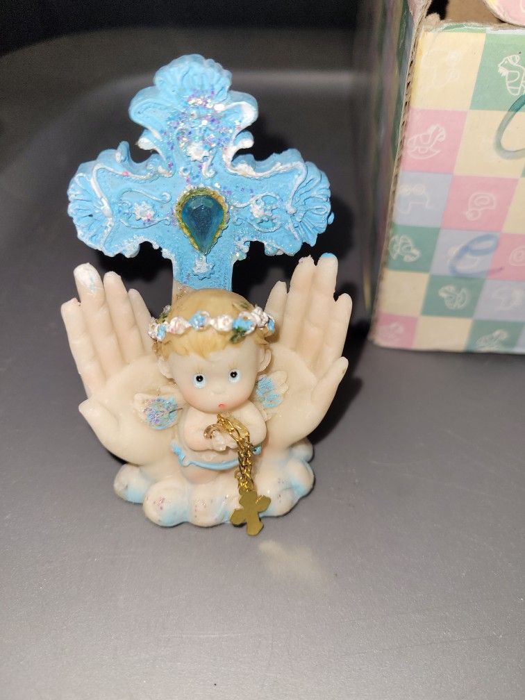 Cruz Con Niño En Manos Poderosas , Recuerdos Para Comunión Y Bautizo