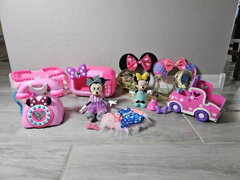 Minnie Mouse Lot - Headbands, 2 Dolls, Microwave, Phone, Basket, Truck