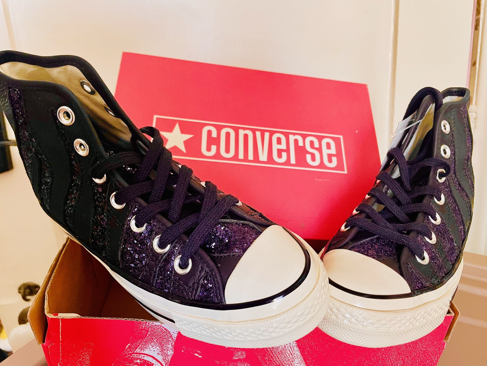 Converse Black Leather Purple Glitter Women’s Size 5
