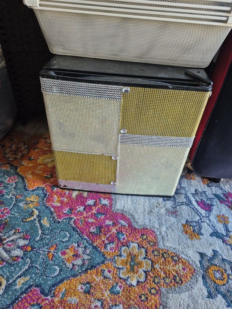 Small Fridge Works Good