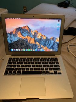 Apple MacBook Air 13- inch