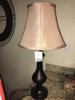 Table lamp