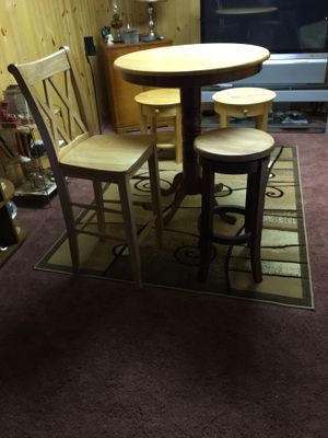 Bar Height Table With Chair Stool Maple For Sale In Flint Bar Height Table With Chair Stool Maple For Sale In Flint