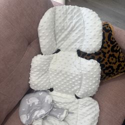 Newborn car seat insert