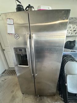 GE Stainless Steel Side-by-Side Refrigerator