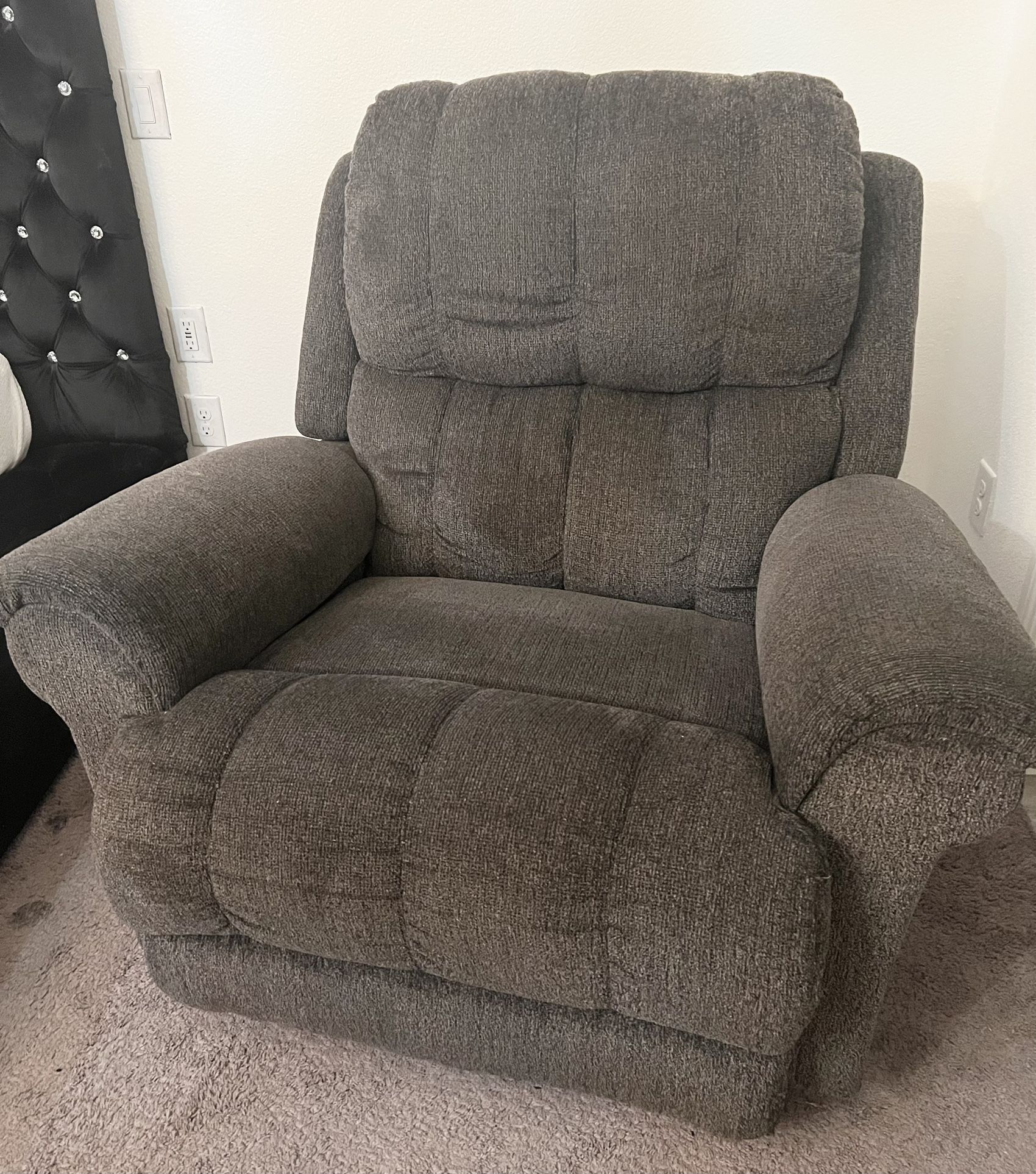 Gray Electric Rocking Chair 