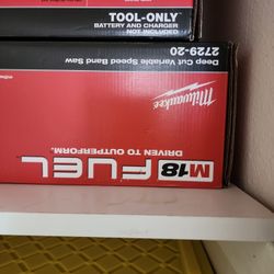 DEEP CUT BAND SAW