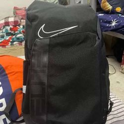 Nike Elite Pro 32L Basketball Backpack - Black, One Size