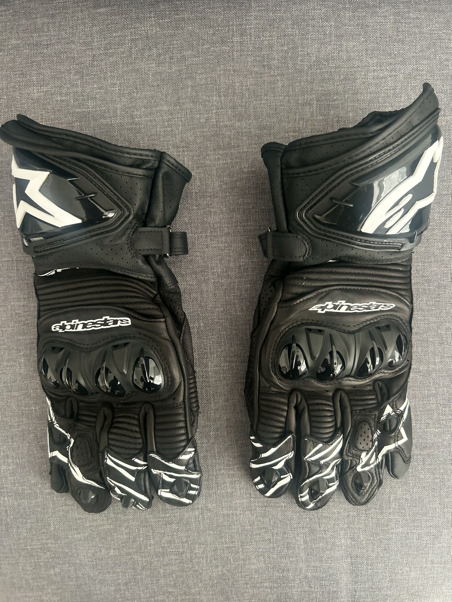 Alpinestars R3 Motorcycle Gloves