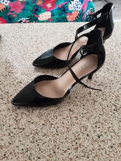 Milky & Kate Black Patent Kitten Heel Pumps