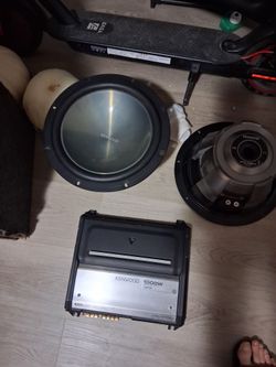 2 12vz 3001 watt  with a 1000 watt amplifier with a 2000 watt hifoniccs Brutus amp