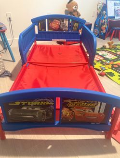 Lightning, McQueen toddler bed