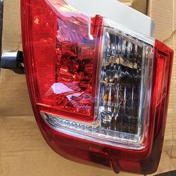 Tail Light Toyota Camry 12-14