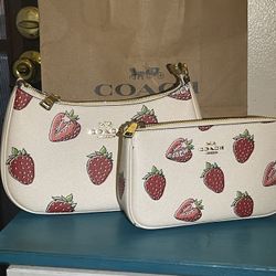 Strawberry Shoulder Bag 