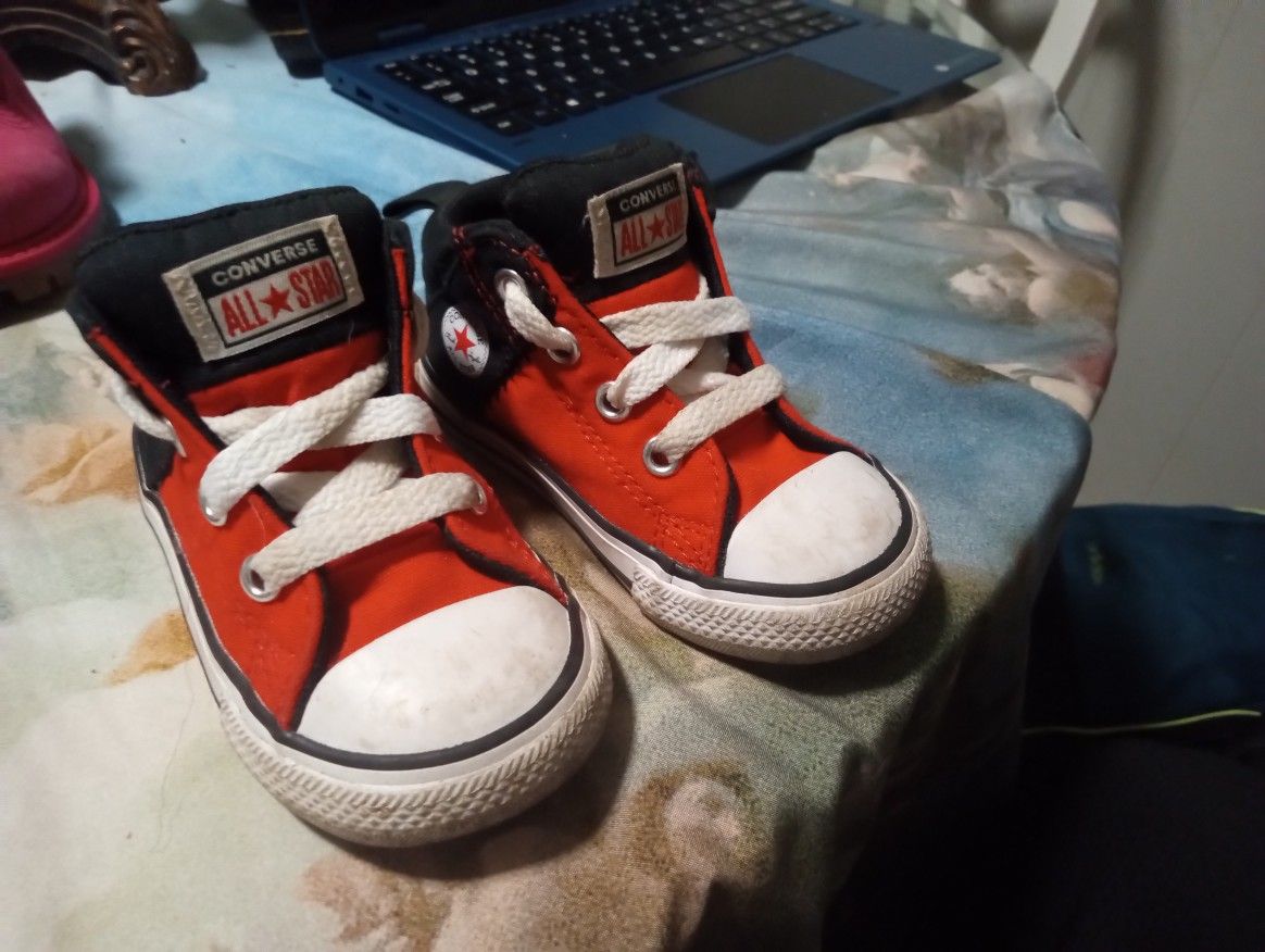 Baby Converse