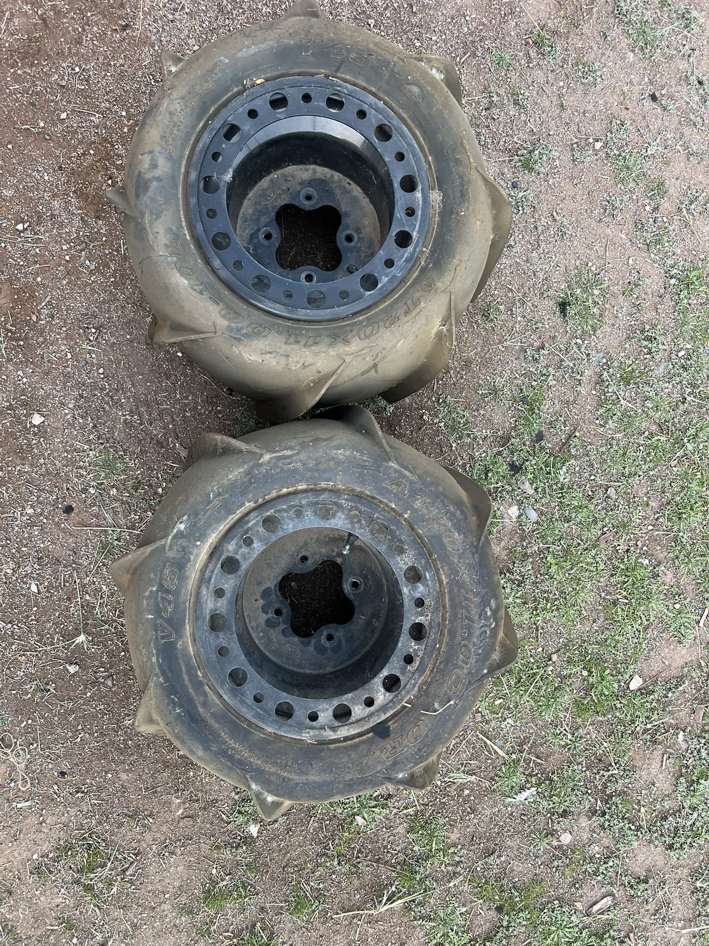 ITP Wheels With Sand Paddle Tires