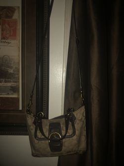 COACH SIGNATURE CANVAS:LEATHER CROSSBODY 