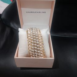 Well Like The Words Say Lot Of Bling Bling Bracelet New $10