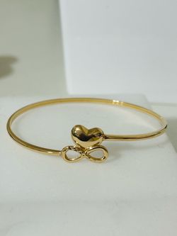 18k gold heart-Infinity design bangle - lightweight