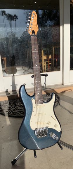 Peavey Falcon Active electric guitar U.S.A. Made with Kahler Spyder bridge for Sale in Scottsdale AZ OfferUp