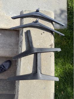 Lg 86” Tv legs and 65” tv legs