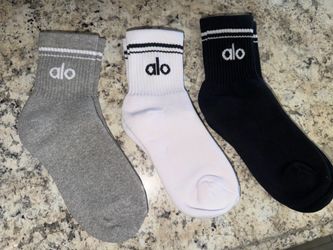 Alo socks 15 each pair new