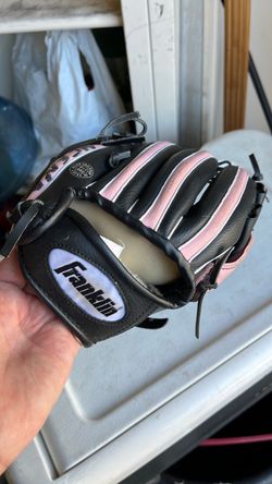Child’s Catcher glove