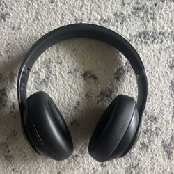 Beats Studio Pro