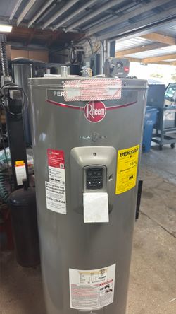Hot water tank Rheem/ gladiator