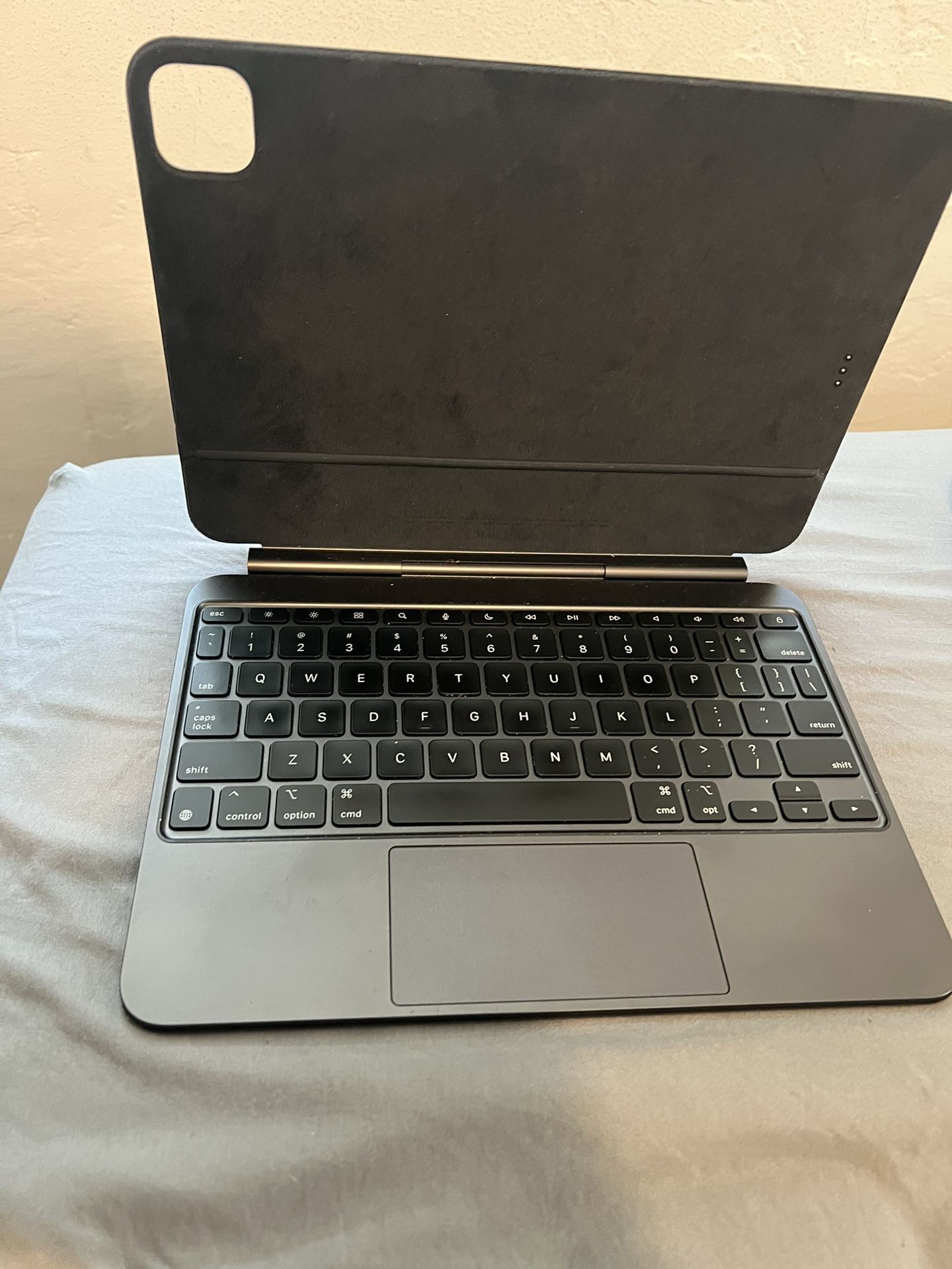 Apple Magic Keyboard