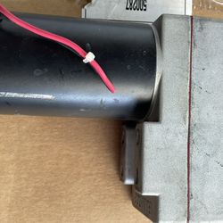 Bulldog 5th Wheel Front Lifts - Motor And Misc Part New