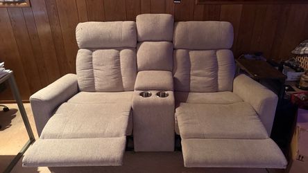 Halo II manual reclining console loveseat (purchased in Aug. 2025)