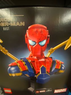 Iron spider-man bust Legos