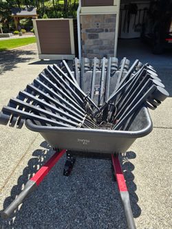 23 low watt LED path lights