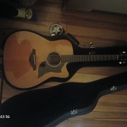 YAMAHA ACOUSTIC-ELECTRIC GUITAR