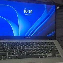 New ASUS  VIVOBOOK