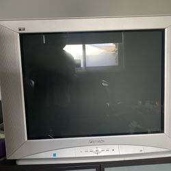 32’ Retro Panasonic CRT Gaming TV