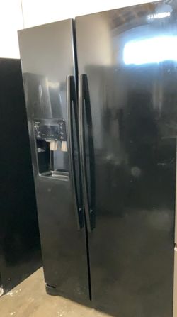 Samsung Side By Side Black Refrigerator

