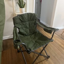 2x Folding Camp Chairs