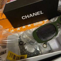 Chanel Sun Glasses Like New 