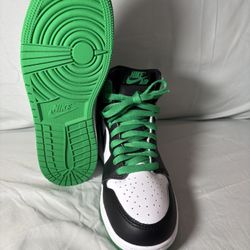 Air Jordan 1 Retro OG High Lucky Green