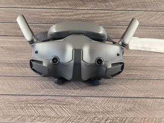 Dji goggles 3 used once works perfectly