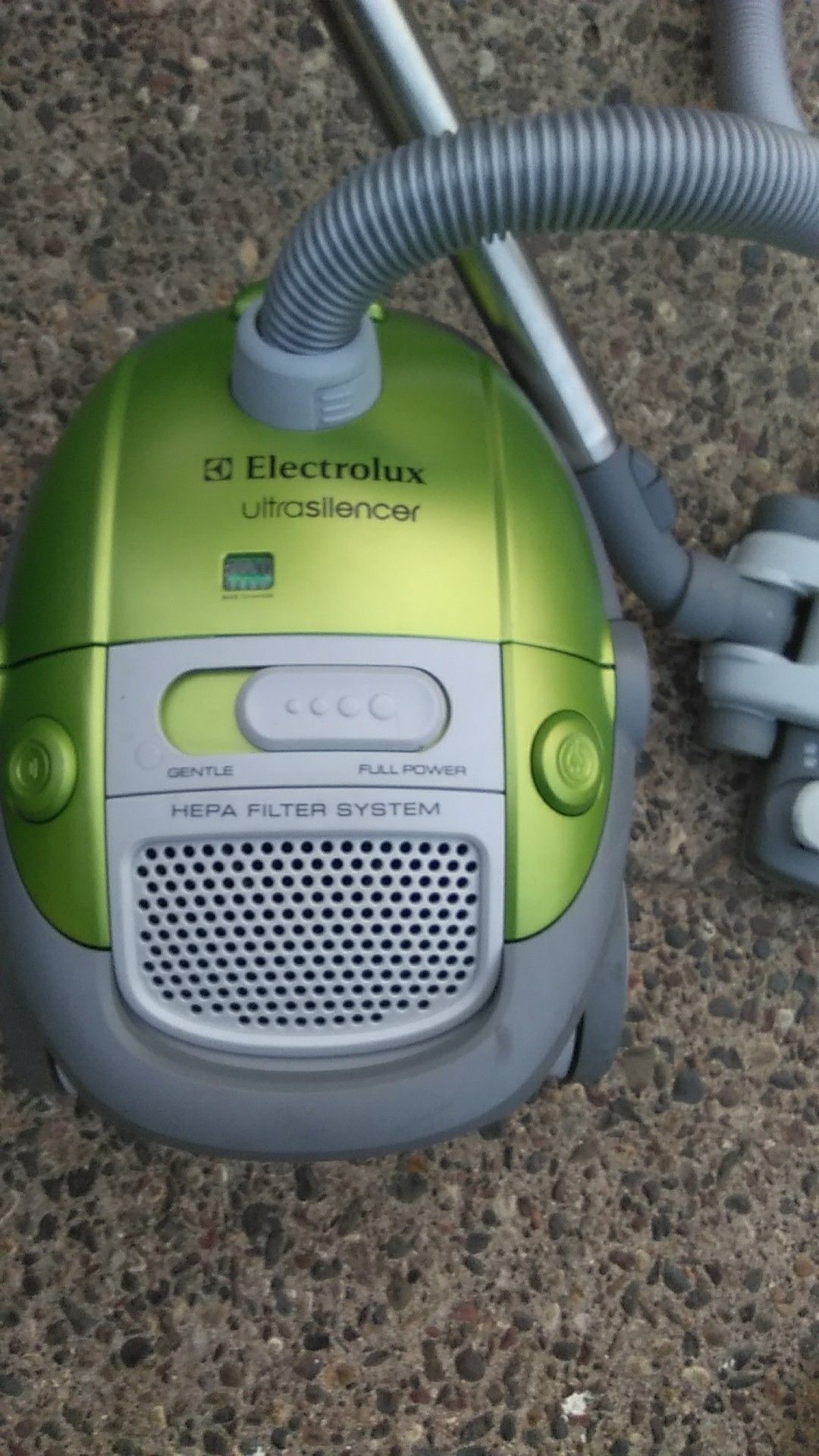 Electrolux Vacuum Cleaner * mint *
