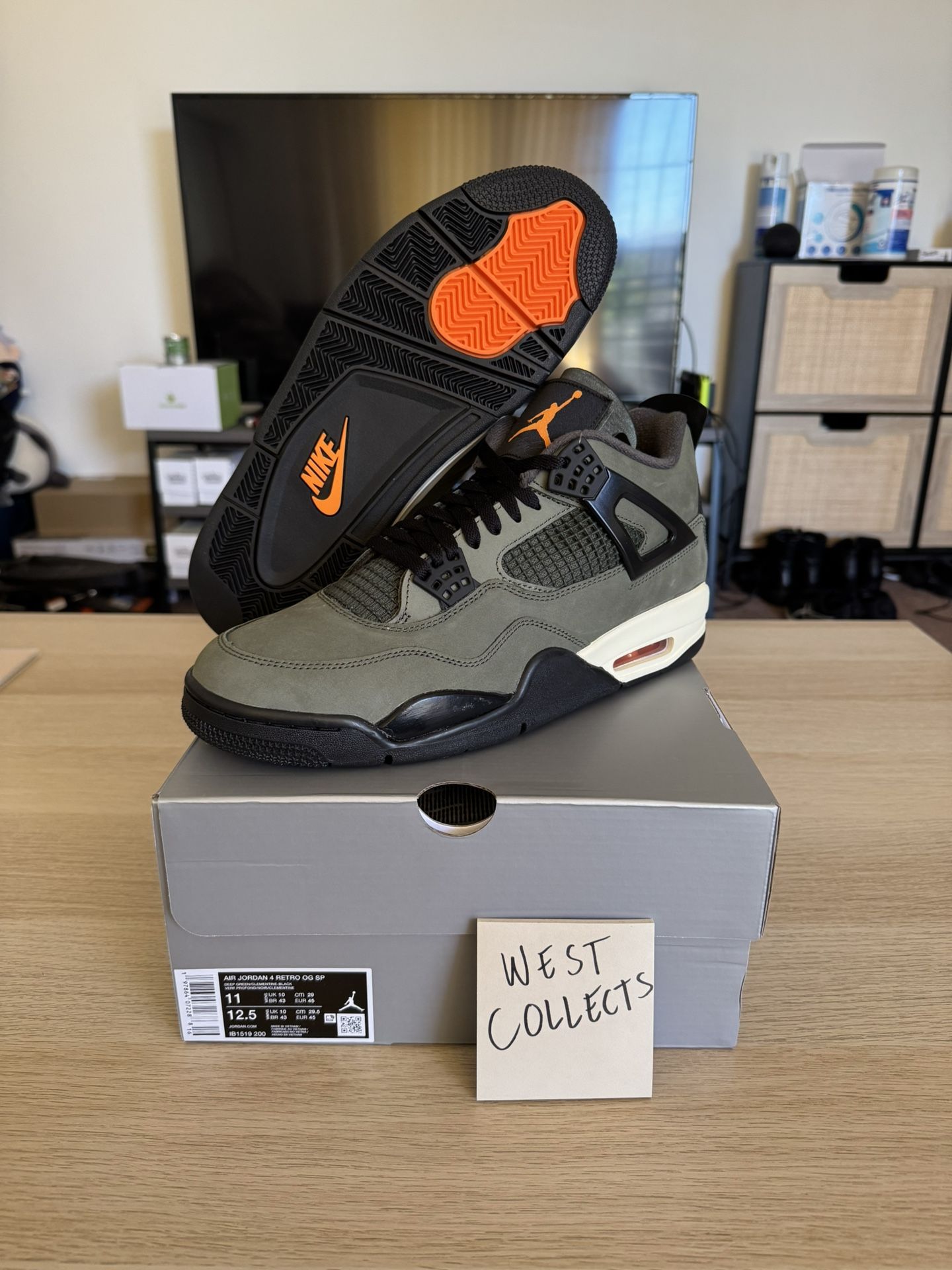 Undefeated Air Jordan 4 Size 11 Deadstock