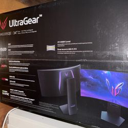 OLED ULTRAGEAR CURVED MONITOR 