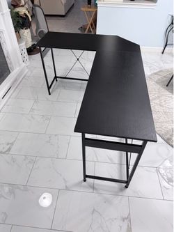 L Shaped Desk