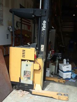 Yale Stand Up Electric Forklift with Charger