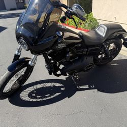 2015 Harley Davidson Dyna ***$8,500***