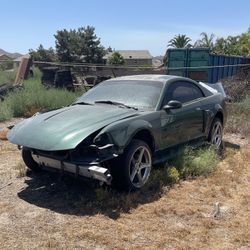 2001 Ford Mustang