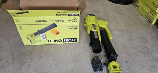 RYOBI ONE+ 18V 90 MPH 250 CFM Cordless Battery Leaf Blower/Sweeper with 2.0 Ah Battery and Charger